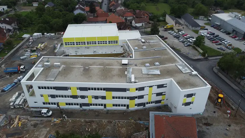 Osnovna škola u Petrinji