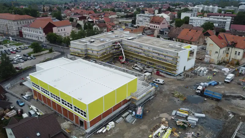 Osnovna škola u Petrinji