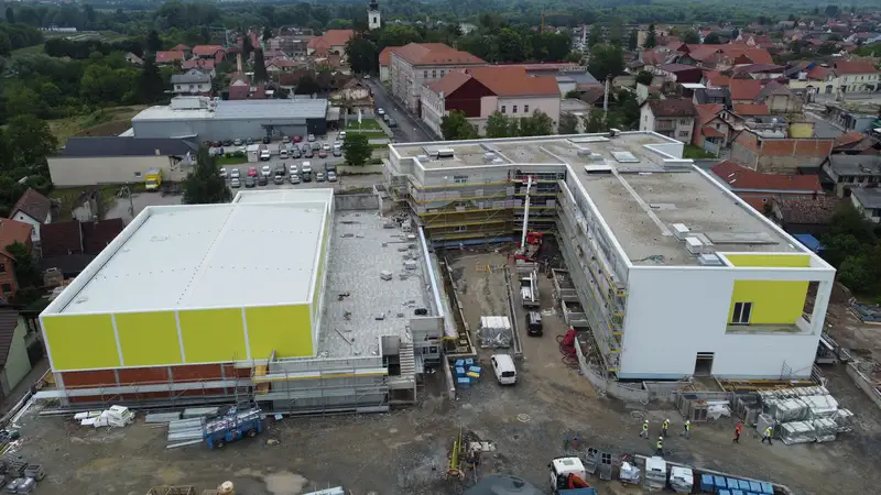 Osnovna škola u Petrinji